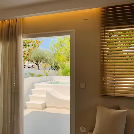 Haris By Diomedes Group Hanioti