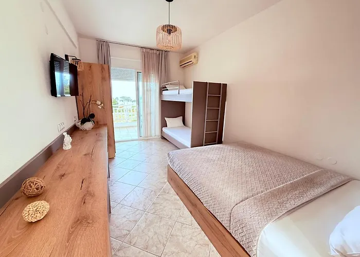 Haris By Diomedes Group فندق