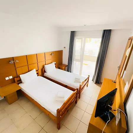 Haris By Diomedes Group Ξενοδοχείο Χανιώτη